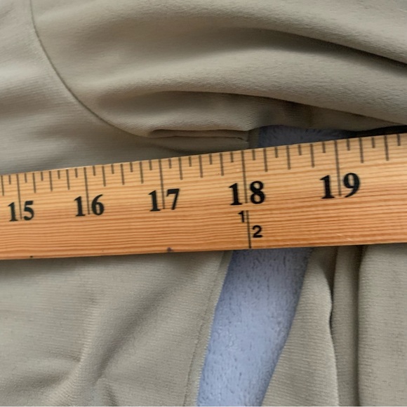 Susan graver tan XXS ruched sleeves liquid knit shirt comfort soft v neck - Picture 9 of 10